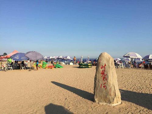 秦皇岛夏日记忆，友情与陪伴的温馨篇章